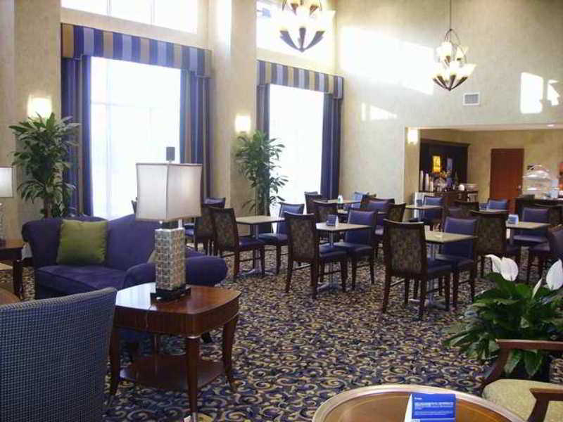 Hampton Inn & Suites Savannah - I-95 South - Gateway Georgetown Restaurant photo